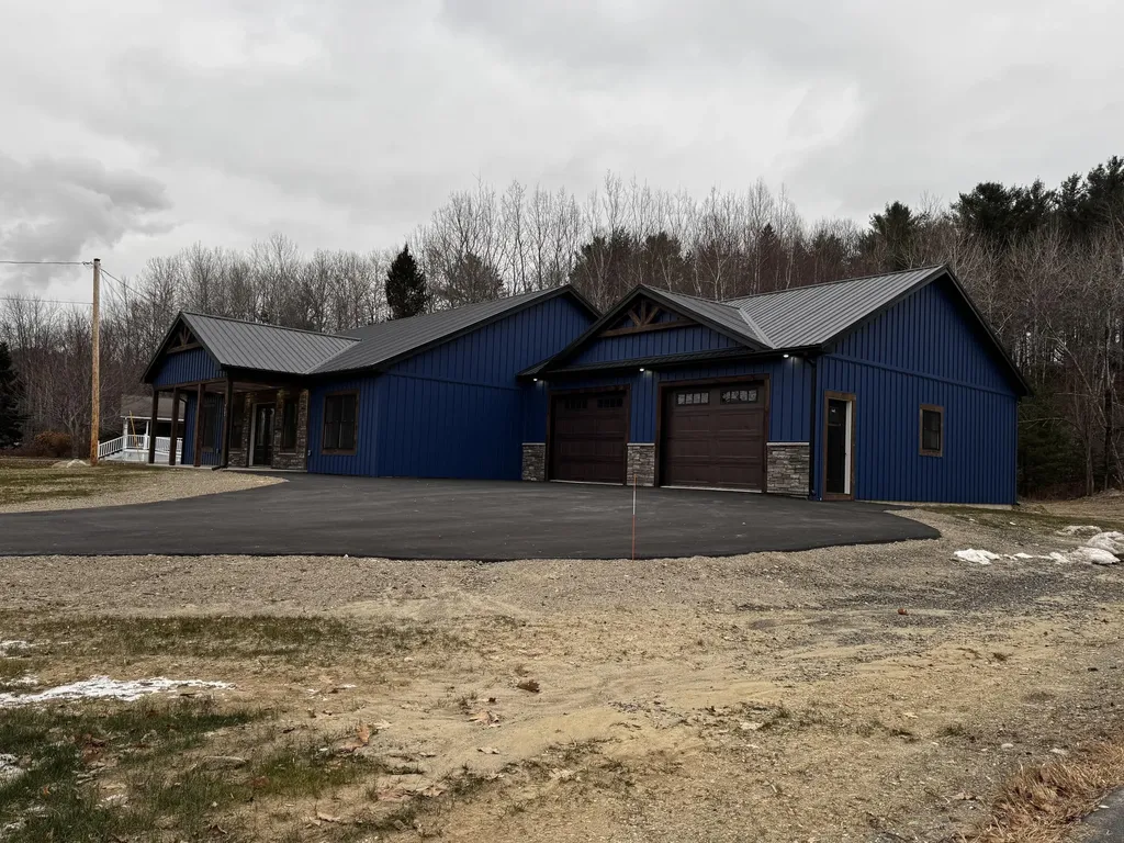 725 N Main Street Brewer ME 04412