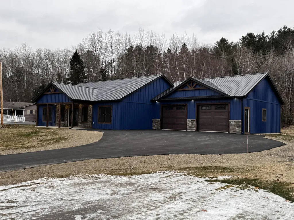 725 N Main Street Brewer ME 04412