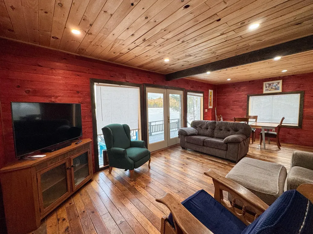 69 Shady Lane Lincoln ME 04457