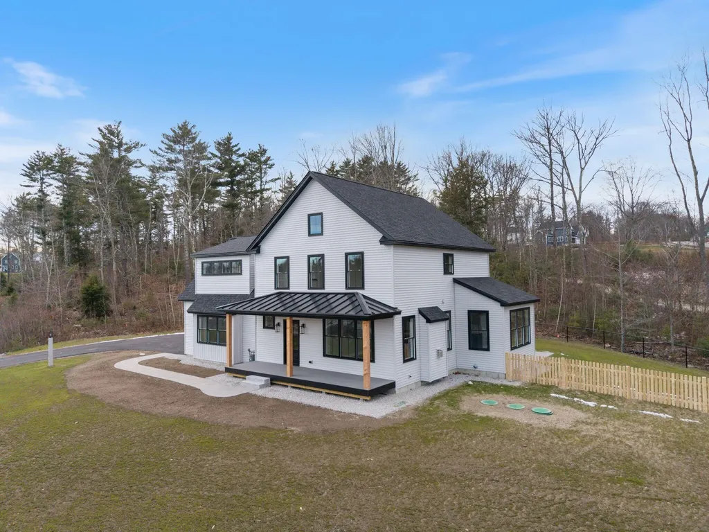 9 Wildlife Lane North Yarmouth ME 04097