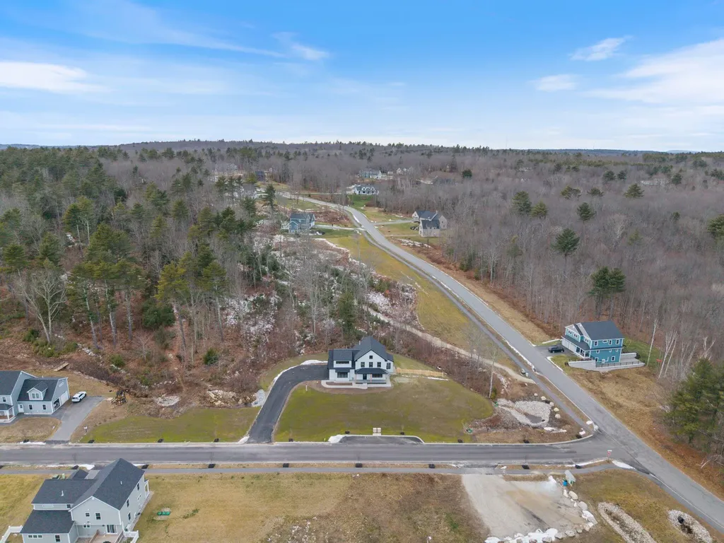 9 Wildlife Lane North Yarmouth ME 04097