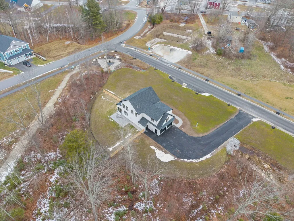 9 Wildlife Lane North Yarmouth ME 04097