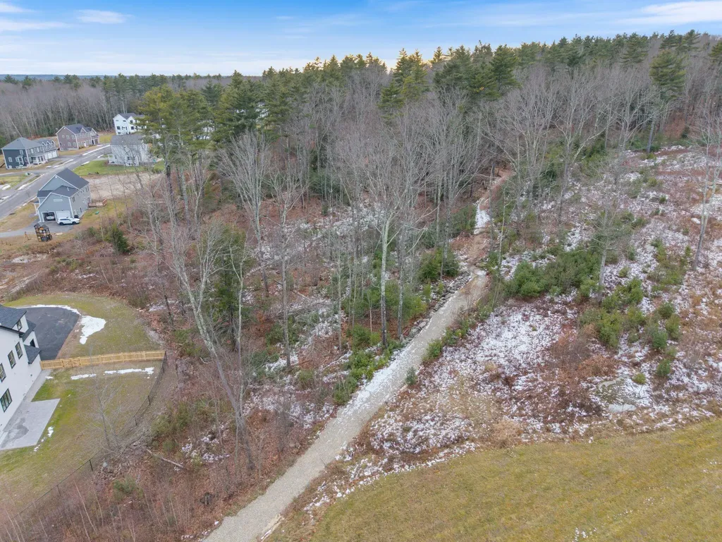 9 Wildlife Lane North Yarmouth ME 04097