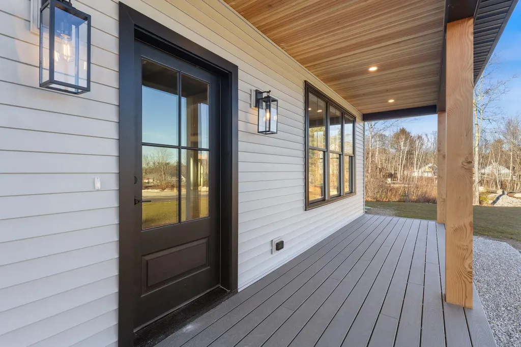 9 Wildlife Lane North Yarmouth ME 04097