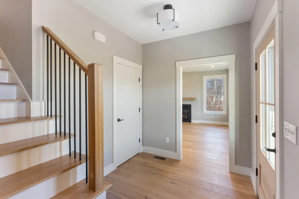 9 Wildlife Lane North Yarmouth ME 04097