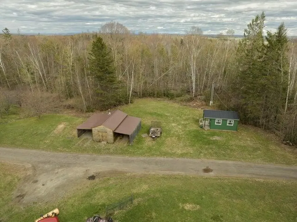 26 Bells Crossing Bridgewater ME 04735