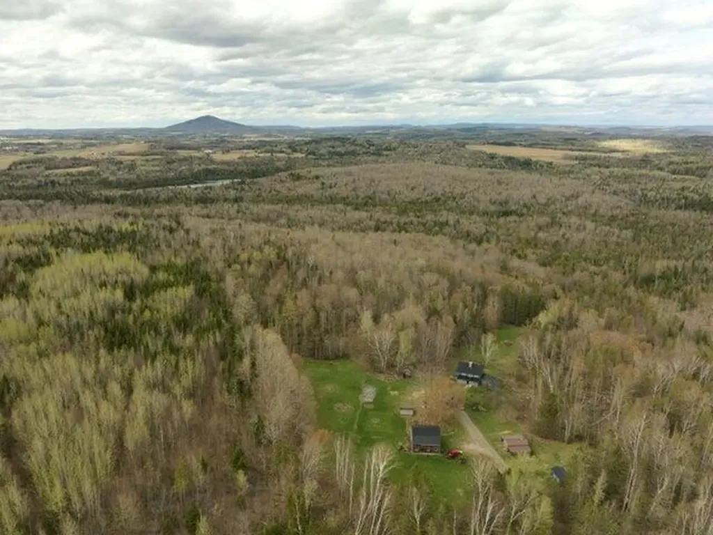 26 Bells Crossing Bridgewater ME 04735