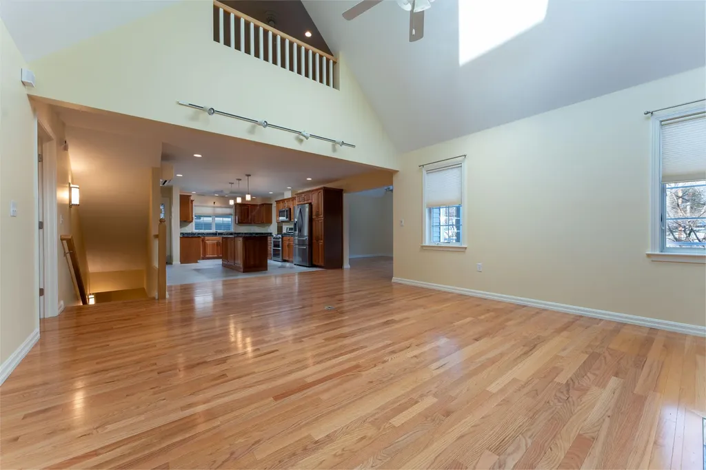 4 Iris Way Brunswick ME 04011