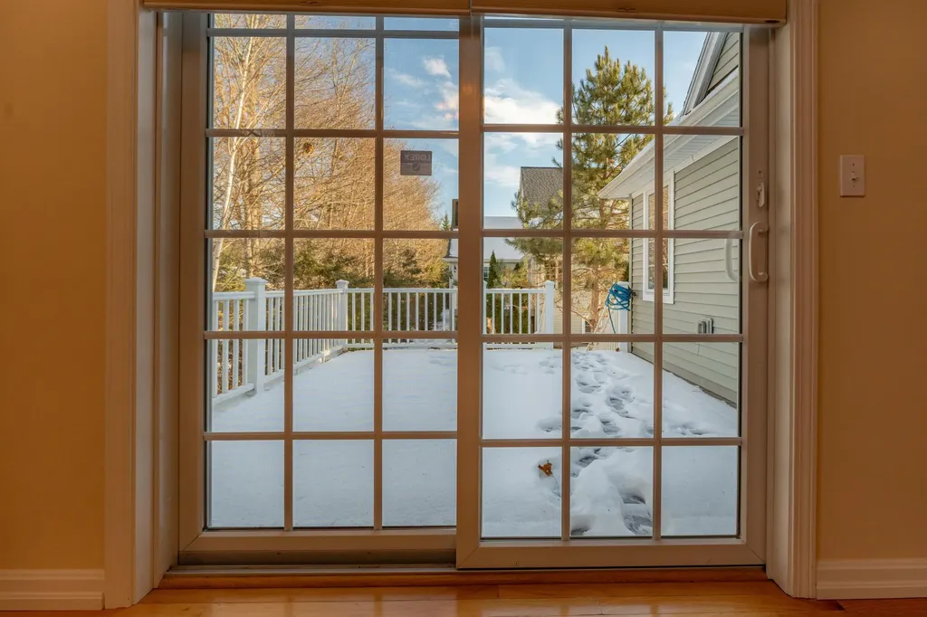4 Iris Way Brunswick ME 04011