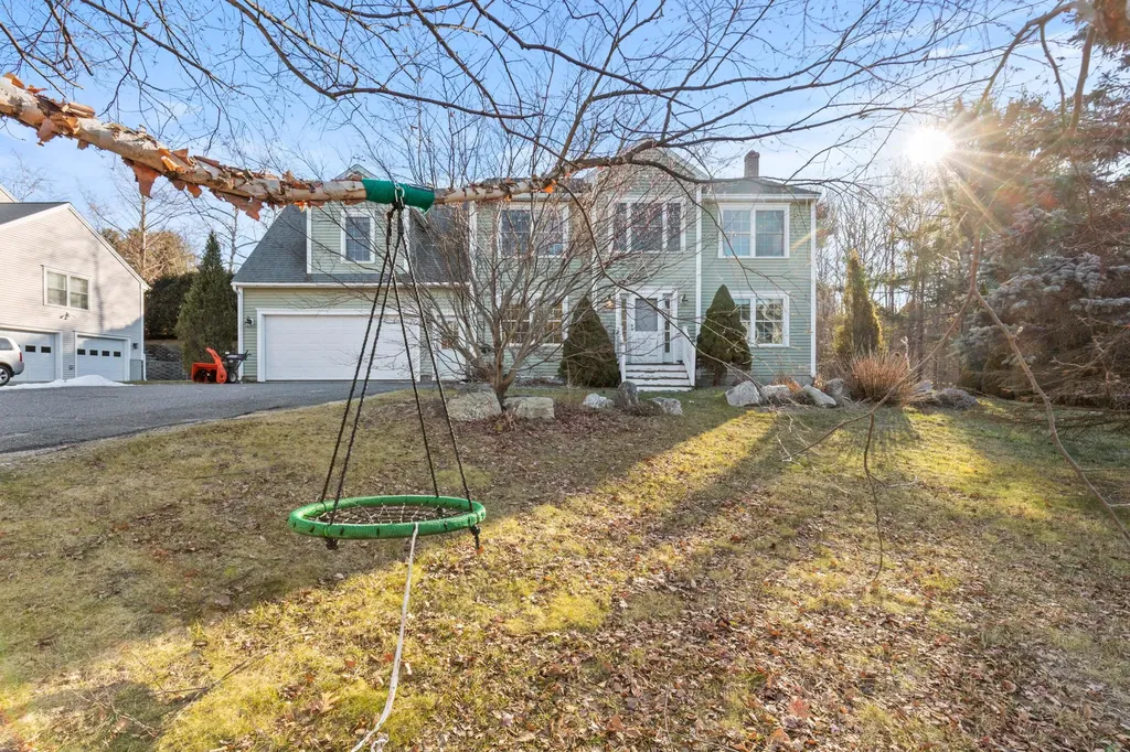 9 Longview Drive Portland ME 04103