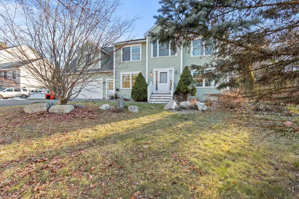 9 Longview Drive Portland ME 04103