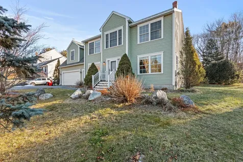 9 Longview Drive Portland ME 04103