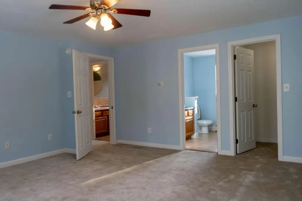 4 Imperial Way Waterboro ME 04061