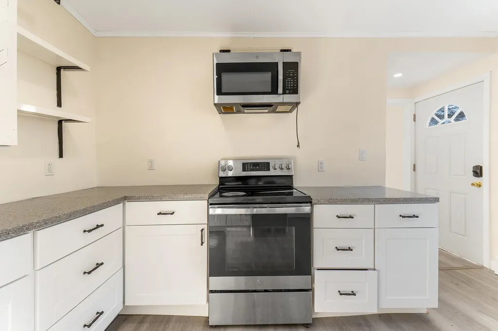 134 - 136 Sawyer Street South Portland ME 04106