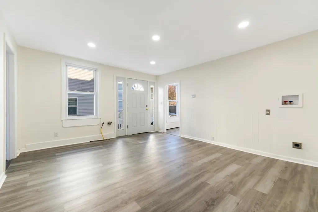 134 - 136 Sawyer Street South Portland ME 04106