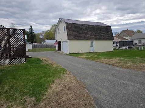 22 Pine Street East Millinocket ME 04430