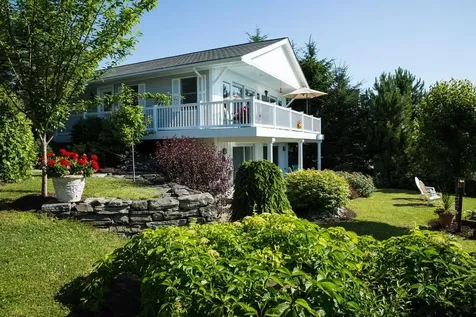 886 Commercial Street Rockport ME 04856