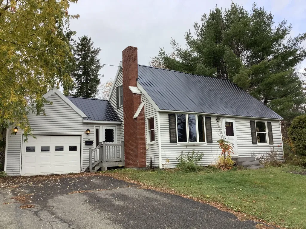 37 Pleasant Street Limestone ME 04750