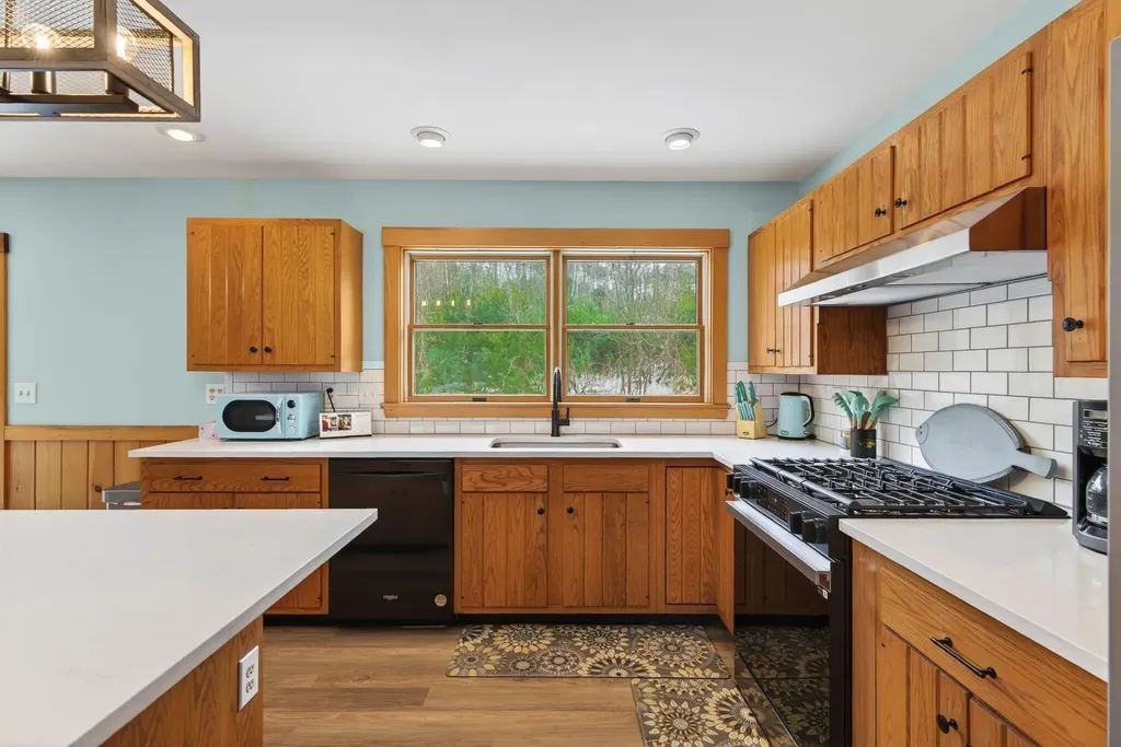 2139 Intervale Road Bethel ME 04217