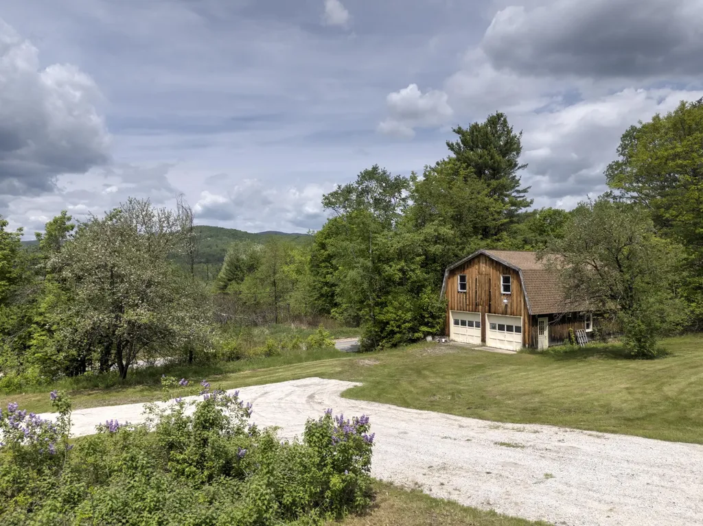 2139 Intervale Road Bethel ME 04217