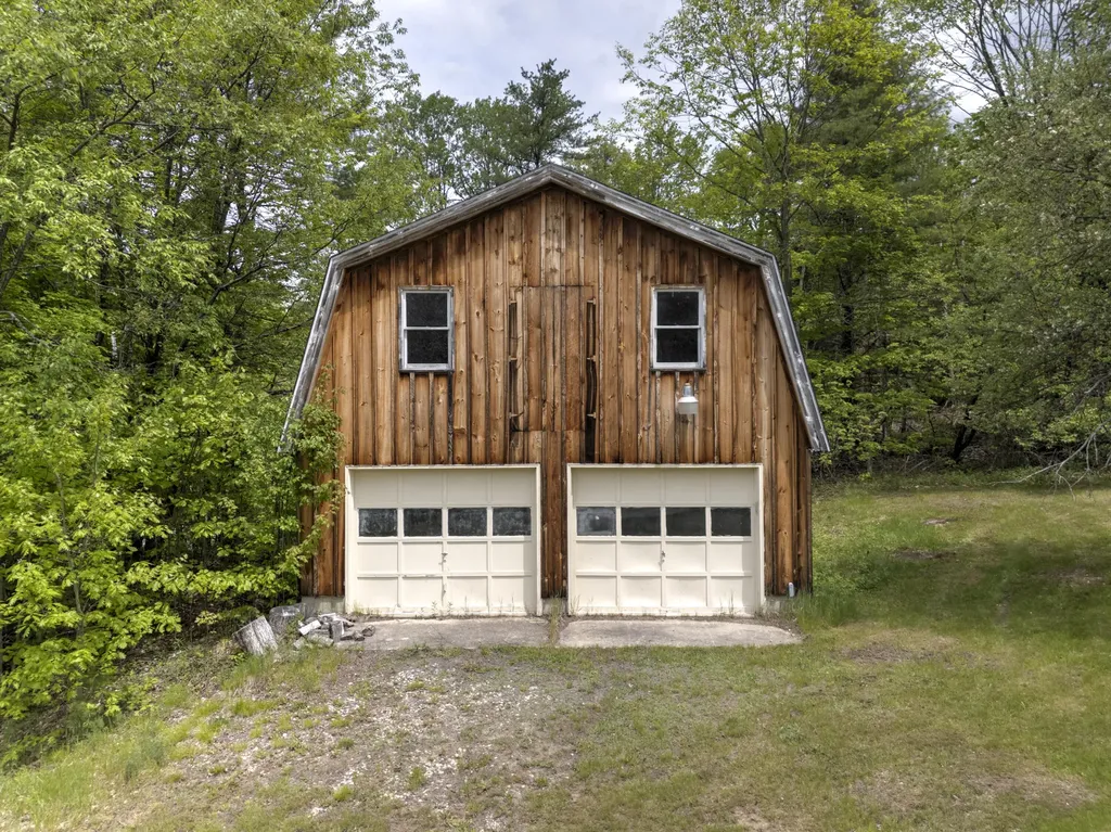 2139 Intervale Road Bethel ME 04217