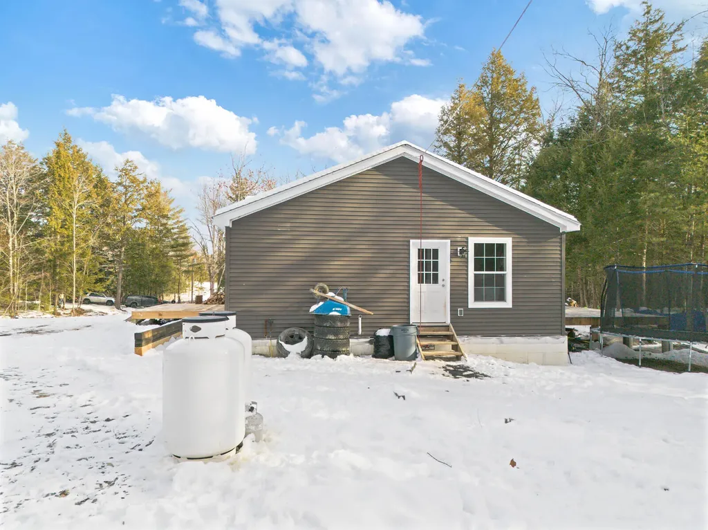 61 Kincaid Lane Smithfield ME 04978