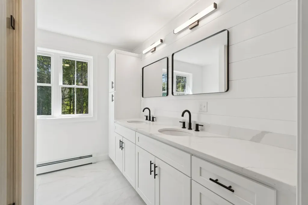 77 Beech Ridge Road Scarborough ME 04074