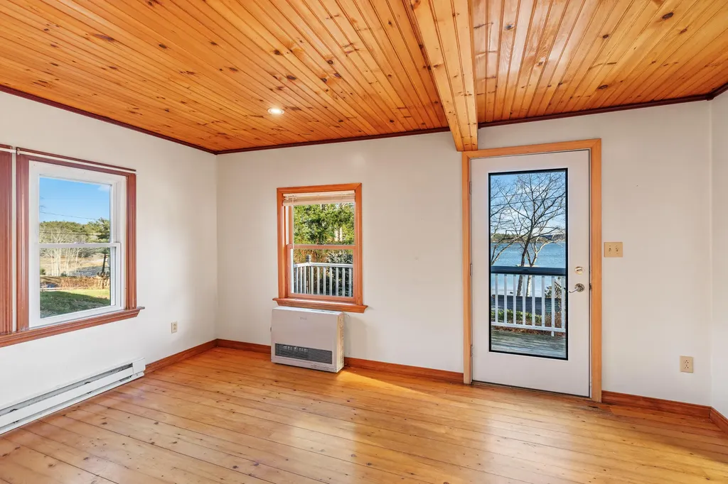 40 Knubble Road Georgetown ME 04548