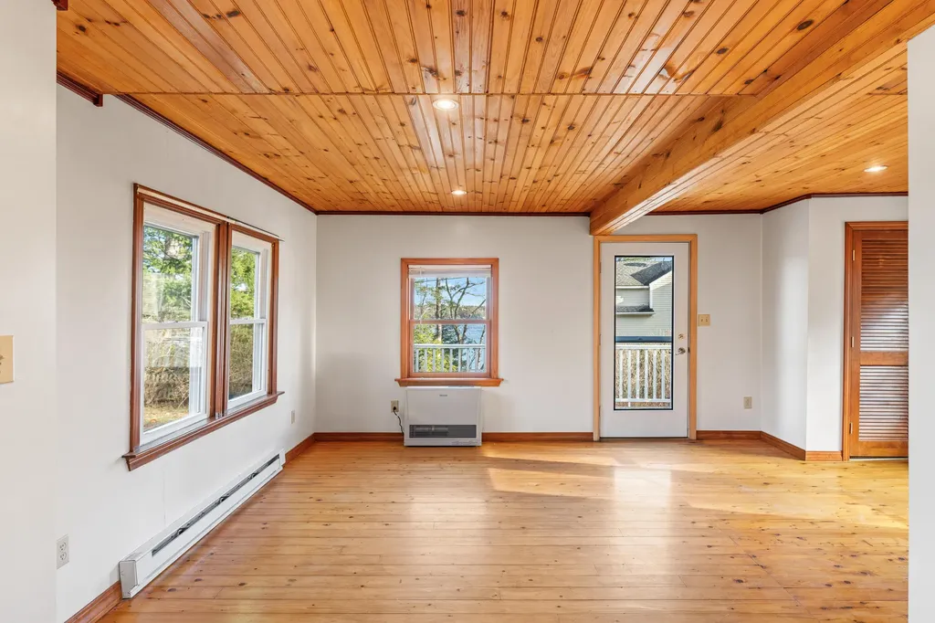 40 Knubble Road Georgetown ME 04548