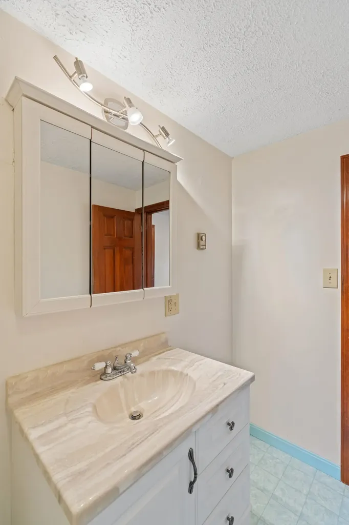 40 Knubble Road Georgetown ME 04548