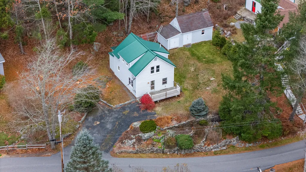 40 Knubble Road Georgetown ME 04548
