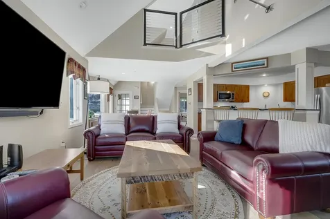 16 Jibe Road Newry ME 04261