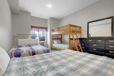 16 Jibe Road Newry ME 04261