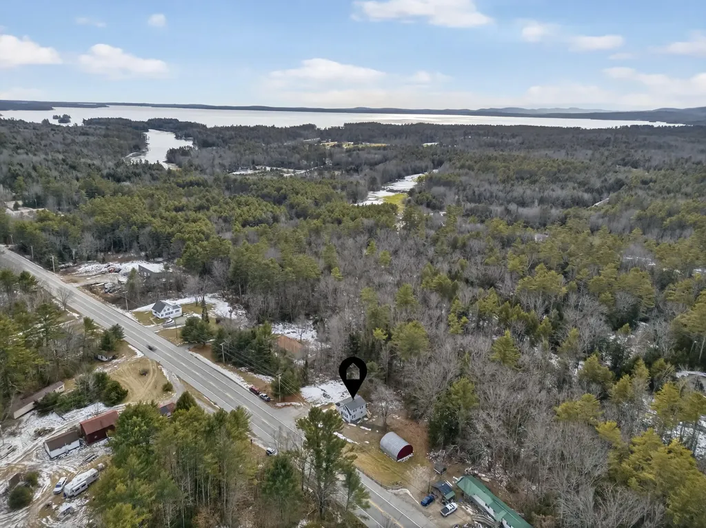 510 Roosevelt Trail Casco ME 04015