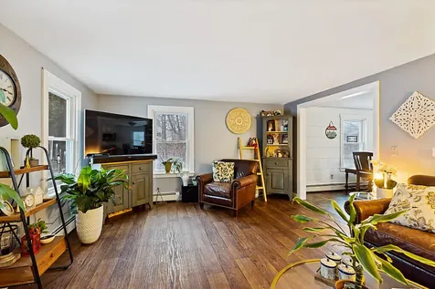 18 Mayland Street Oakland ME 04963