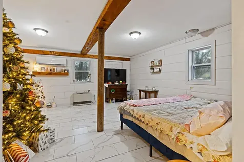 18 Mayland Street Oakland ME 04963