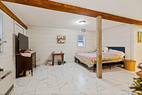 18 Mayland Street Oakland ME 04963
