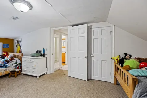 18 Mayland Street Oakland ME 04963
