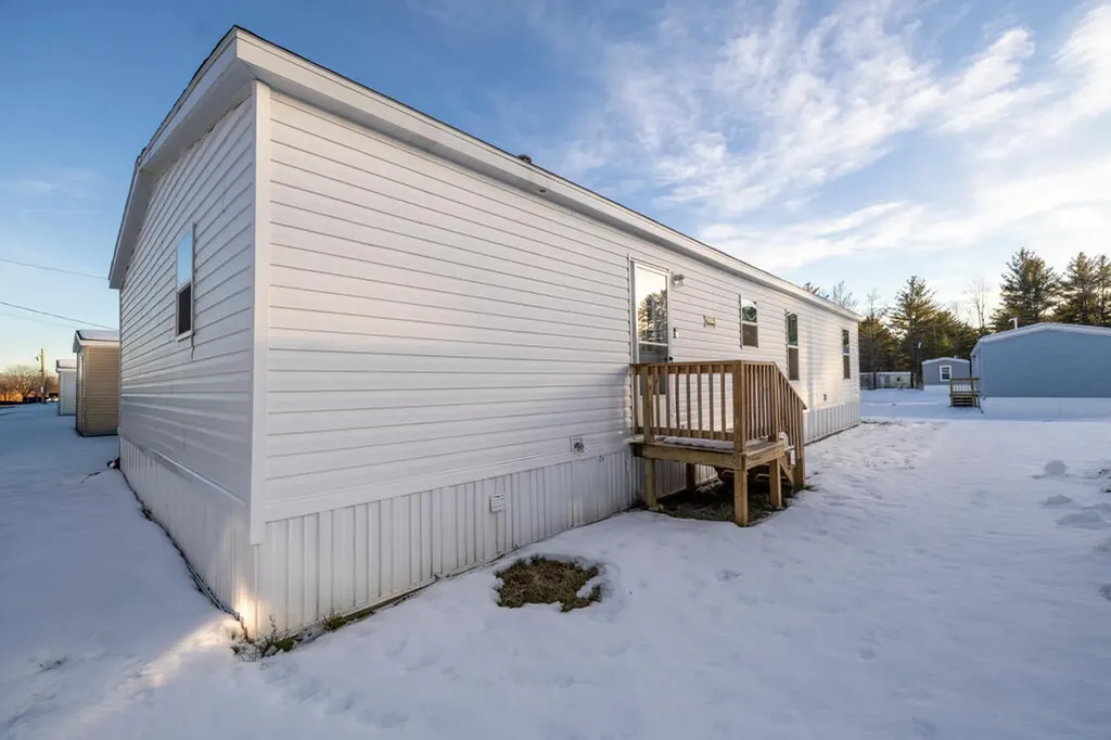 22 Amelia Lane Waterville ME 04901