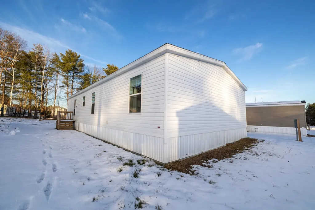 22 Amelia Lane Waterville ME 04901