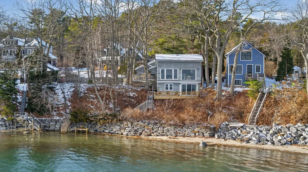 58 Maquoit Drive Freeport ME 04032