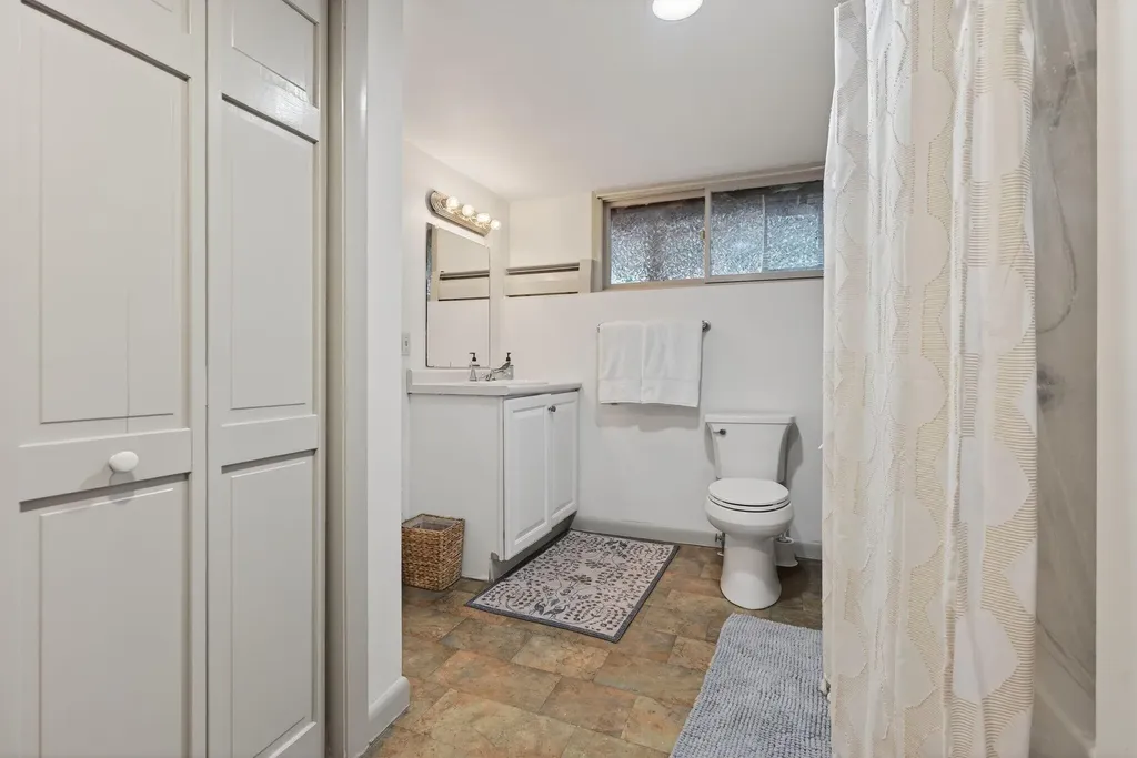 58 Maquoit Drive Freeport ME 04032