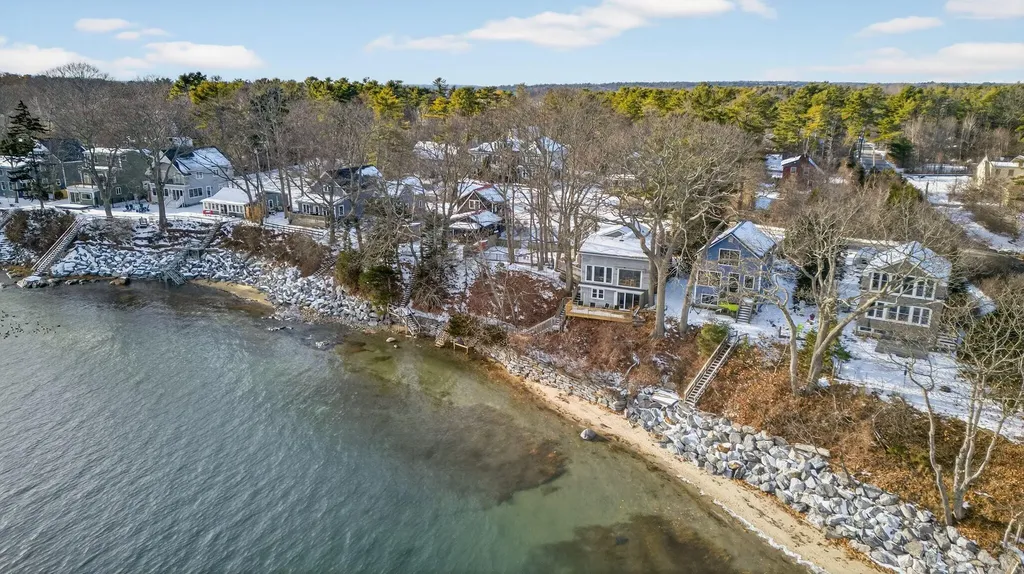 58 Maquoit Drive Freeport ME 04032