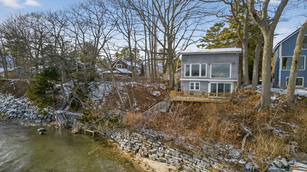 58 Maquoit Drive Freeport ME 04032