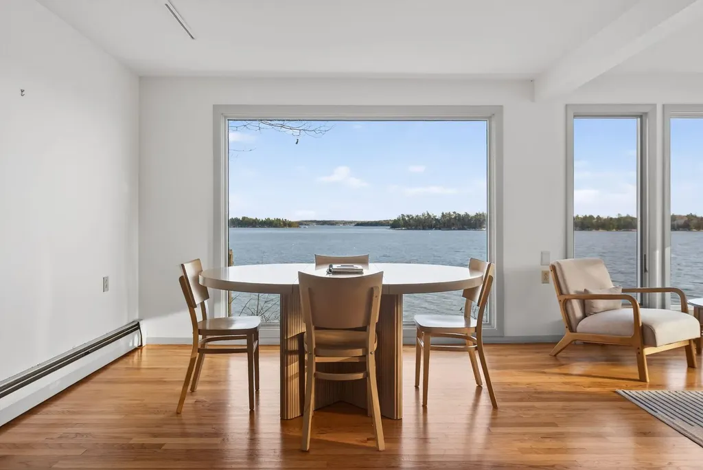 58 Maquoit Drive Freeport ME 04032