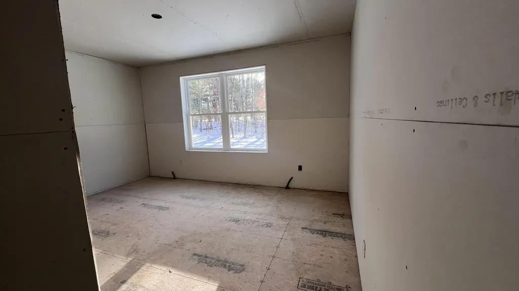140 Raymond Hill Road Raymond ME 04071