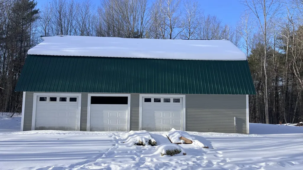140 Raymond Hill Road Raymond ME 04071
