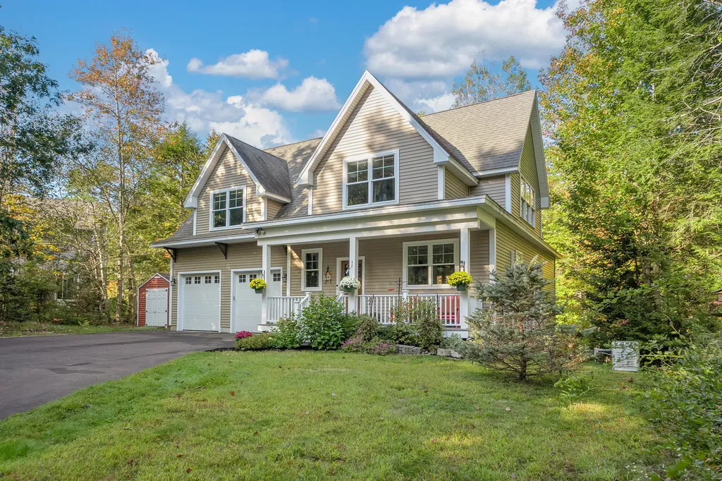 34 Newfield Road Freeport ME 04032
