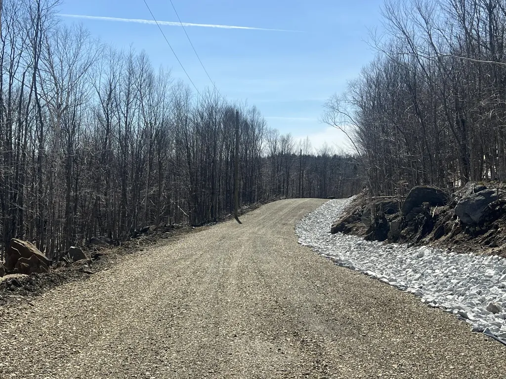 14 Moose Alley Road Temple ME 04984