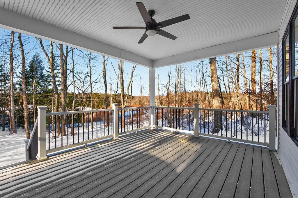 118 Lufkin Road North Yarmouth ME 04097